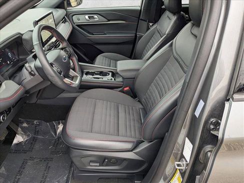 Used 2025 Ford Explorer ST-Line w/ ST-Line Street Pack image 20
