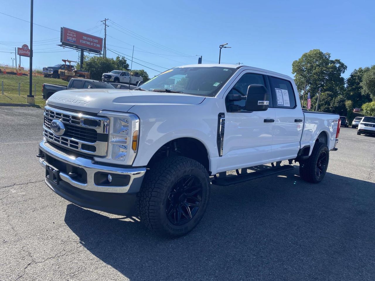 Used 2025 Ford F250 XLT AWD/4WD image 3