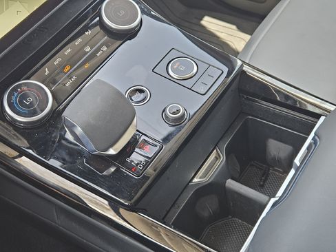 Used 2023 Land Rover Range Rover Sport SE Dynamic AWD/4WD image 20