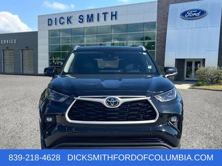 Used 2023 Toyota Highlander XLE video 2