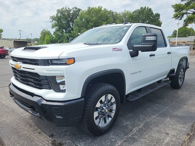 New 2026 Chevrolet Silverado 2500 Custom w/ Custom Value Package AWD/4WD image 8