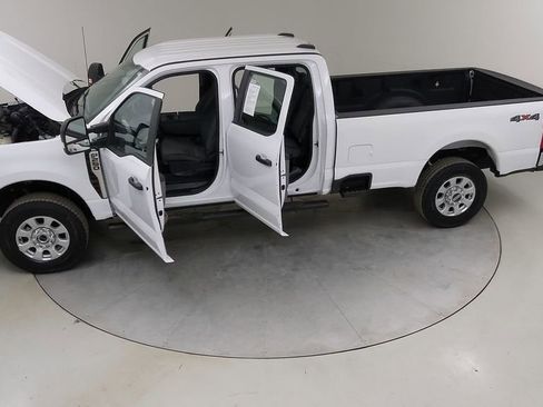 Certified 2023 Ford F250 XL w/ XL Chrome Package image 53