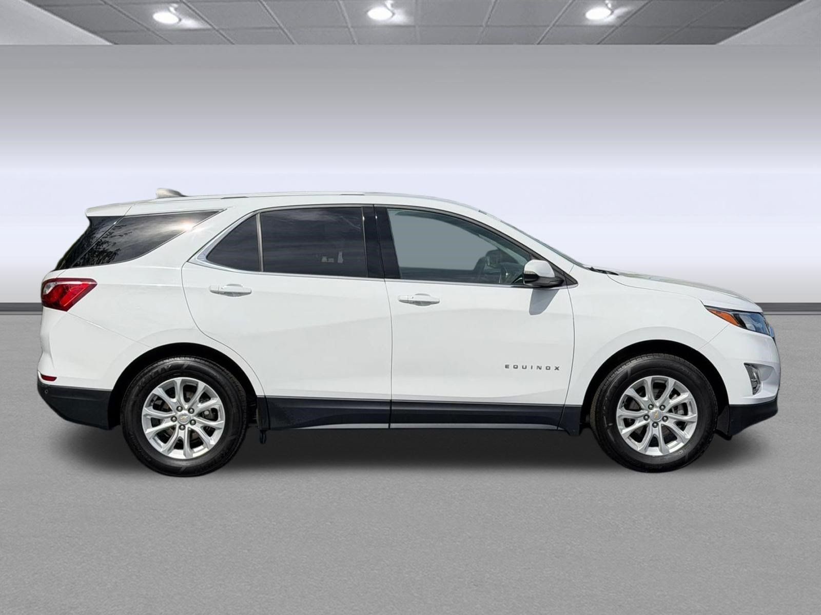 Used 2019 Chevrolet Equinox LT FWD image 8