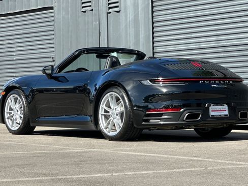 Certified 2021 Porsche 911 Carrera image 3