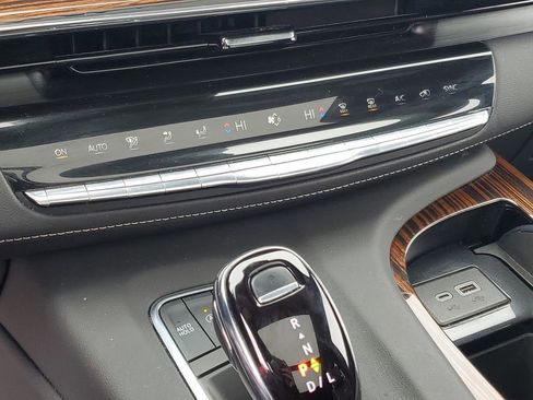 Used 2023 Cadillac Escalade Premium Luxury w/ LPO, Radiant Package image 20