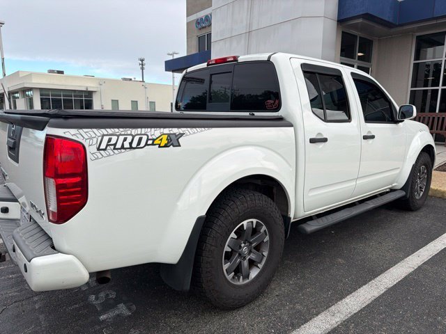 Used 2018 Nissan Frontier PRO-4X AWD/4WD image 3