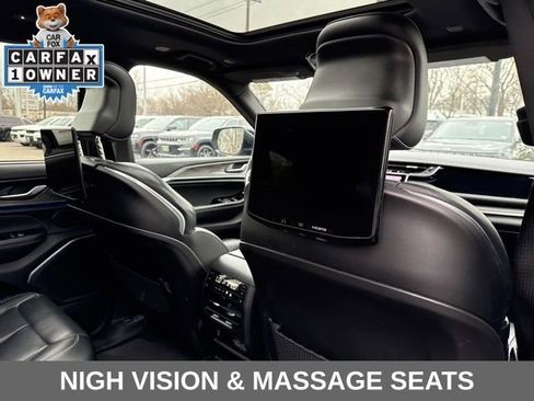 Used 2023 Jeep Grand Cherokee L Overland w/ Luxury Tech Group IV image 23