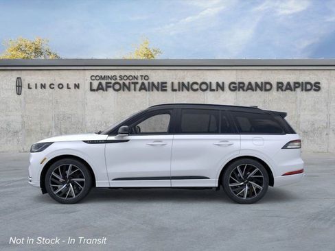 New 2026 Lincoln Aviator Black Label w/ Black Label Special Edition image 3
