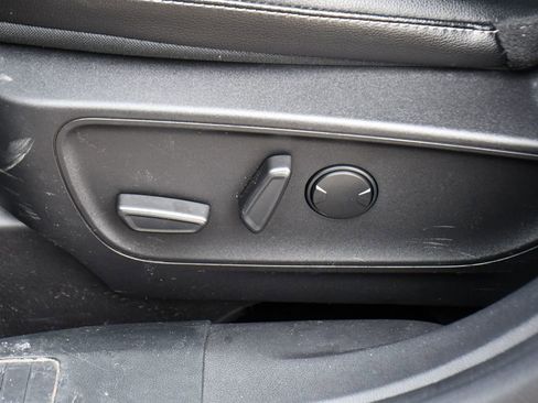 Used 2022 Ford Escape SEL image 14