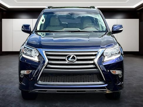 Used 2018 Lexus GX 460 Luxury w/ Preferred Accessory Package AWD/4WD image 2