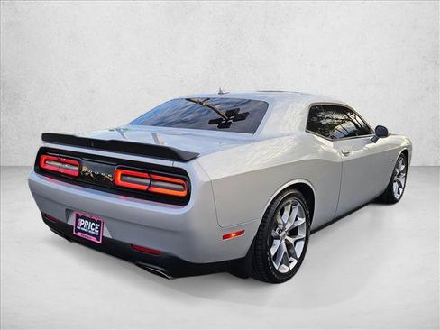 Used 2019 Dodge Challenger R/T w/ Plus Package image 5