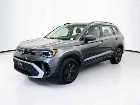 Used 2026 Volkswagen Taos S FWD image 3