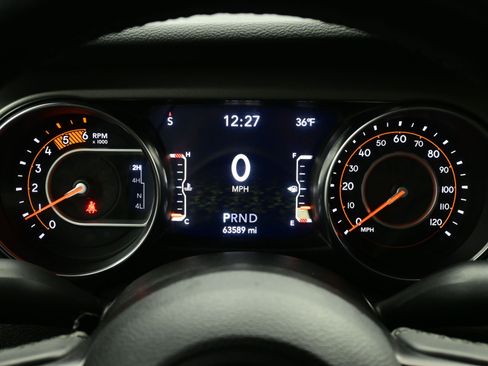 Used 2022 Jeep Gladiator Willys image 22