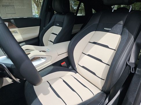 New 2026 Mercedes-Benz GLE 53 AMG 4MATIC Coupe image 16
