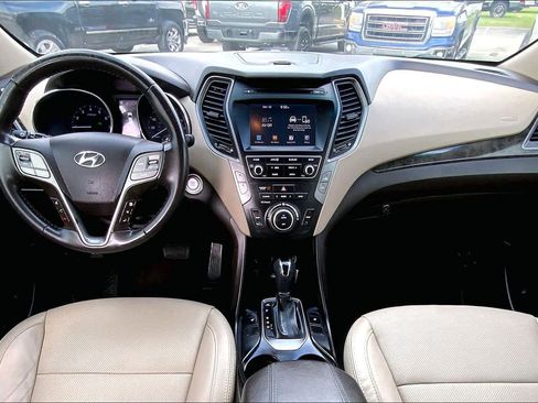 Used 2017 Hyundai Santa Fe Sport image 14