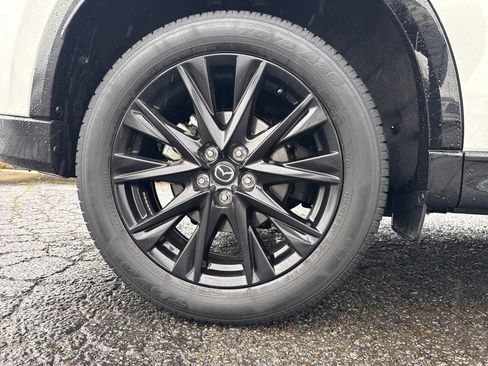 Used 2024 MAZDA CX-5 Carbon Edition image 9