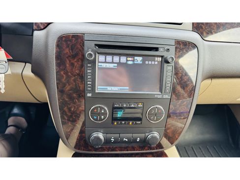 Used 2013 GMC Yukon Denali image 18