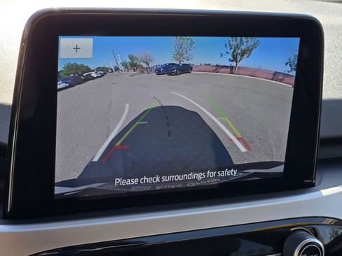 Used 2020 Ford Escape SE Sport image 17