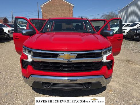 Used 2023 Chevrolet Silverado 1500 LT w/ Protection Package image 9