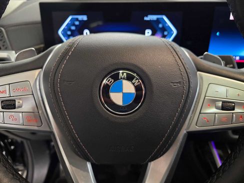 Used 2025 BMW X7 xDrive40i AWD/4WD image 24