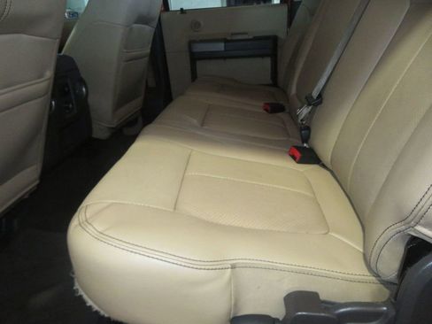 Used 2015 Ford F250 Lariat w/ Lariat Interior Package AWD/4WD image 26