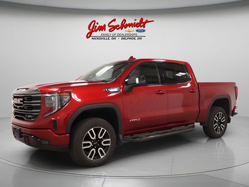 Used 2023 GMC Sierra 1500 AT4 w/ AT4 Premium Package AWD/4WD image 2