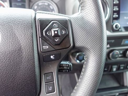 Certified 2021 Toyota Tacoma TRD Off-Road w/ Technology Package AWD/4WD image 20