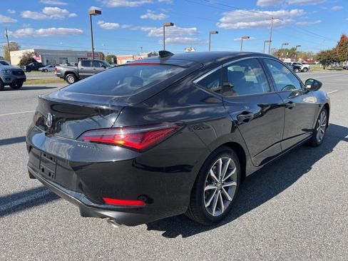 New 2025 Acura Integra image 5