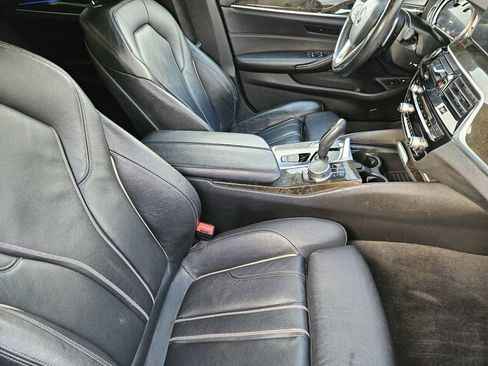 Used 2018 BMW 530e RWD image 13