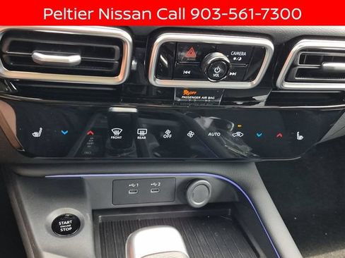 New 2026 Nissan Sentra SR w/ SR Premium Package FWD image 21