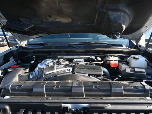 Used 2024 Chevrolet Silverado 2500 ZR2 w/ Technology Package image 23