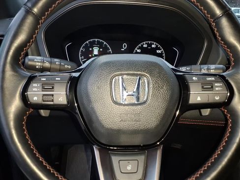 Used 2023 Honda Pilot TrailSport image 32