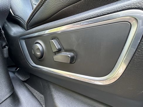 Used 2024 RAM 1500 Laramie image 38