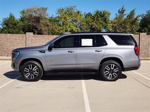 Used 2022 GMC Yukon AT4 image 4