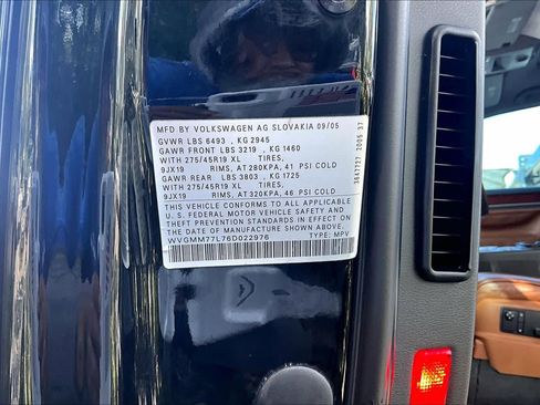 Used 2006 Volkswagen Touareg V8 AWD/4WD image 38