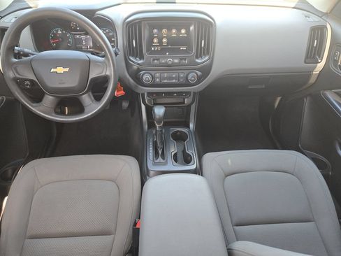 Used 2022 Chevrolet Colorado W/T AWD/4WD image 26