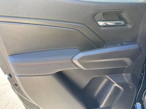 Used 2026 Chevrolet Colorado Z71 w/ Z71 Convenience Package 2 image 26