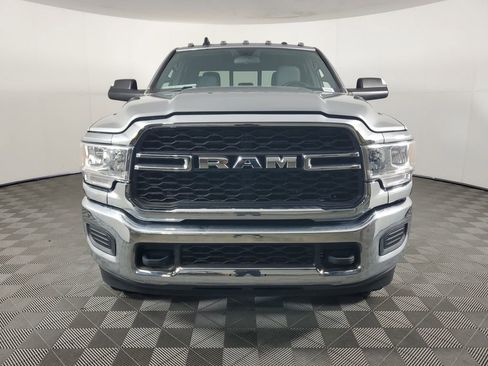 Used 2022 RAM 3500 Tradesman image 9