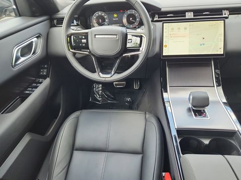 New 2026 Land Rover Range Rover Velar Dynamic SE image 4