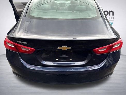 Used 2017 Chevrolet Malibu LS image 14