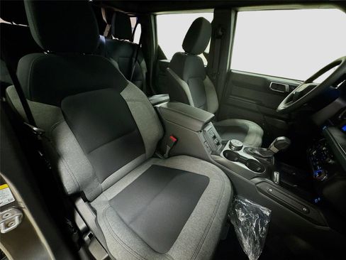New 2025 Ford Bronco 4-Door w/ Sasquatch Package image 25