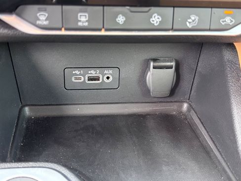 Used 2023 Nissan Sentra SV w/ SV Premium Package FWD image 27