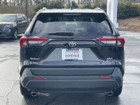 Used 2025 Toyota RAV4 XLE image 4