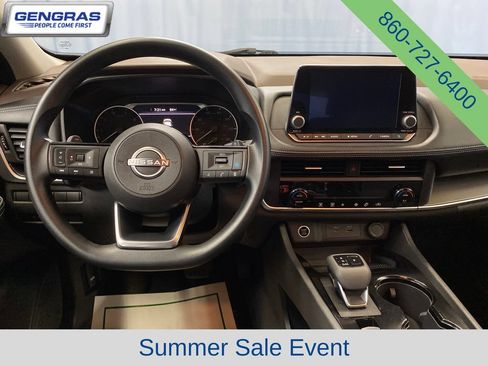Used 2023 Nissan Rogue SV AWD/4WD image 31