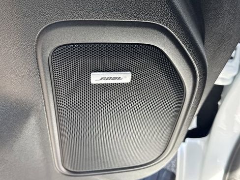 Used 2021 Chevrolet Silverado 1500 High Country image 39