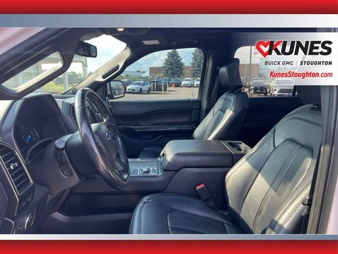 Used 2019 Ford Expedition Limited w/ Equipment Group 301A AWD/4WD image 19