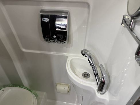 Used 2013 Mercedes-Benz Sprinter 3500 image 60