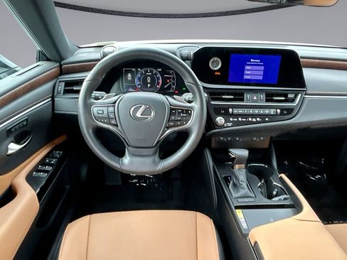 Used 2025 Lexus ES 350 w/ Premium Package FWD image 21