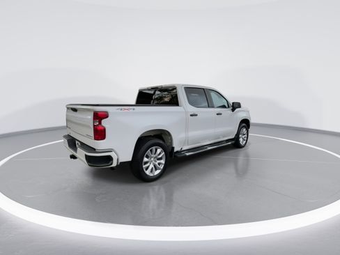 Used 2022 Chevrolet Silverado 1500 Custom image 8