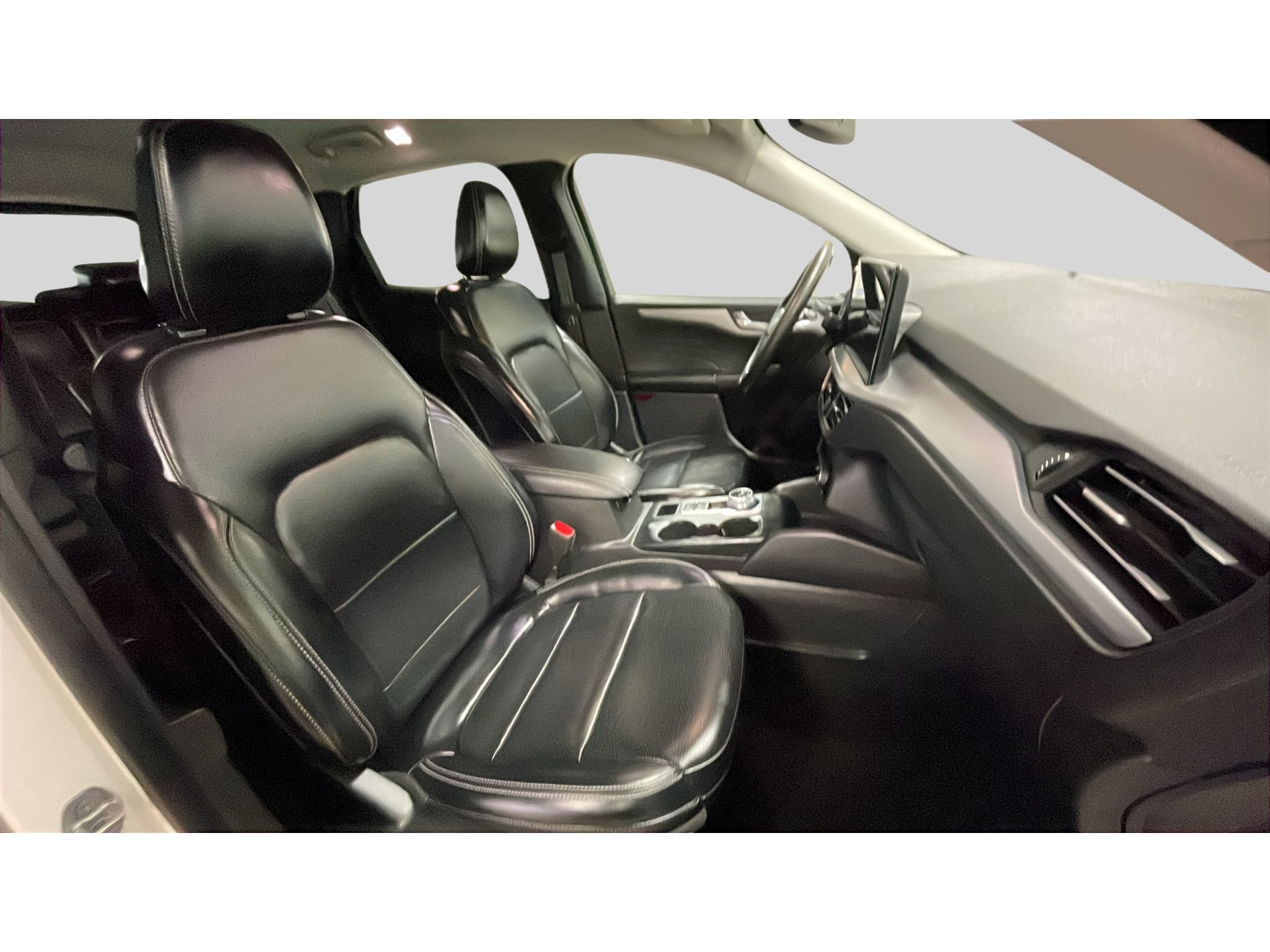 Used 2024 Ford Escape Platinum AWD/4WD image 17